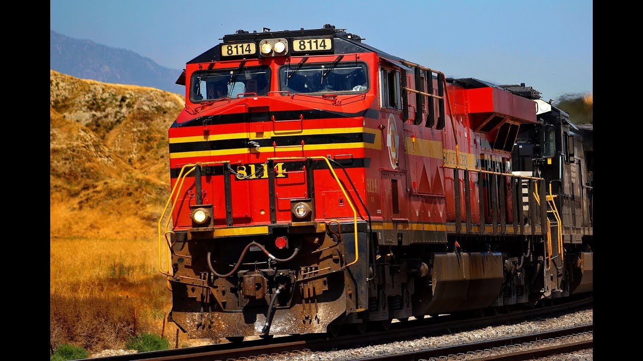 Norfolk Southern 8114 Norfolk Southern Heritage Unit Youtube