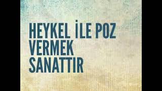 Heykel Ile Poz Vermek