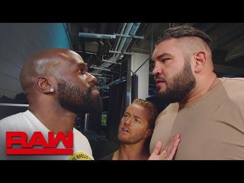 Rezar confronts Apollo Crews in the locker room area: Raw, Feb. 4, 2019