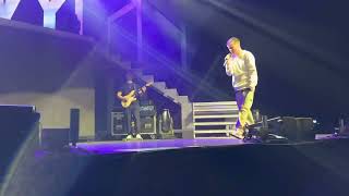 HRVY - Sweet October (Most Wanted Tour - Cardiff March 9th) front row 4K