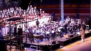 150 Aniversario Orfeon Pamplonés Voces-Ahotsak Interpretando Canción