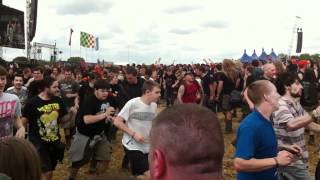 Devildriver Pit @ Download 2012 (2)