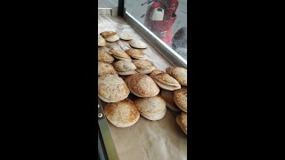 Kue Serabi, Pilih Kuah Kinca Atau Original?