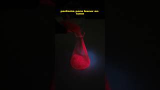 Como Hacer Un Líquido Fluorescente Casero. Experimento De Química Ímica