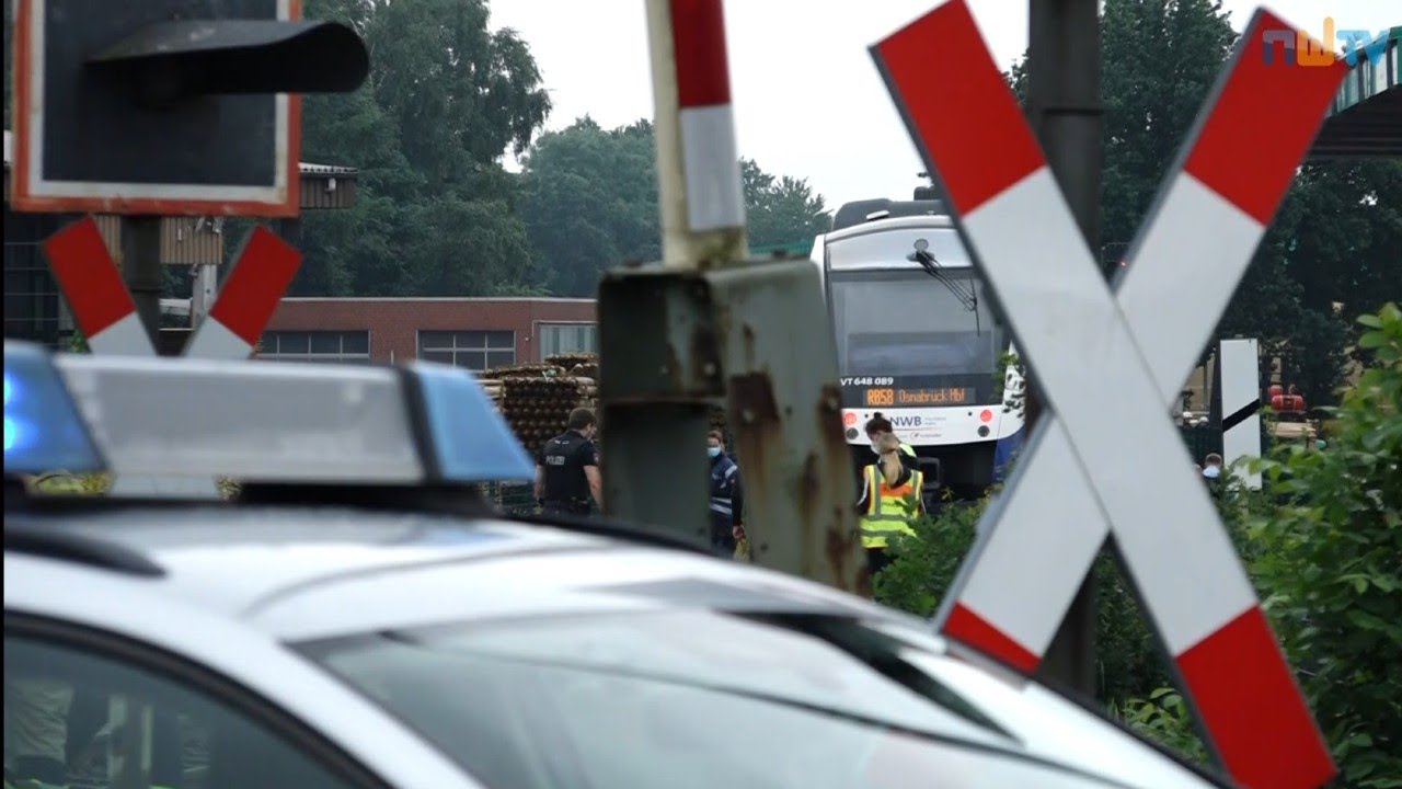 Zug übersehen: Junger Mann aus Vechta stirbt bei Bahnübergang