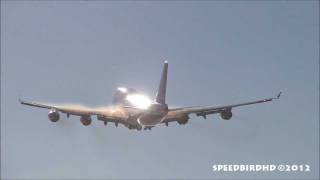 Singapore Arlines Boeing 747-412 9V-Spo Takeoff