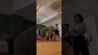 #비파리타단다아사나 #비파리타살라바아사나 #차크라반다아사나 #간다베룬다아사나 #차크라타다아사나