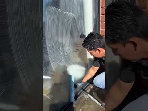 Vídeo: On emmagatzemen les mamparas de les finestres?