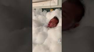 dad survives falling asleep in bubble bath