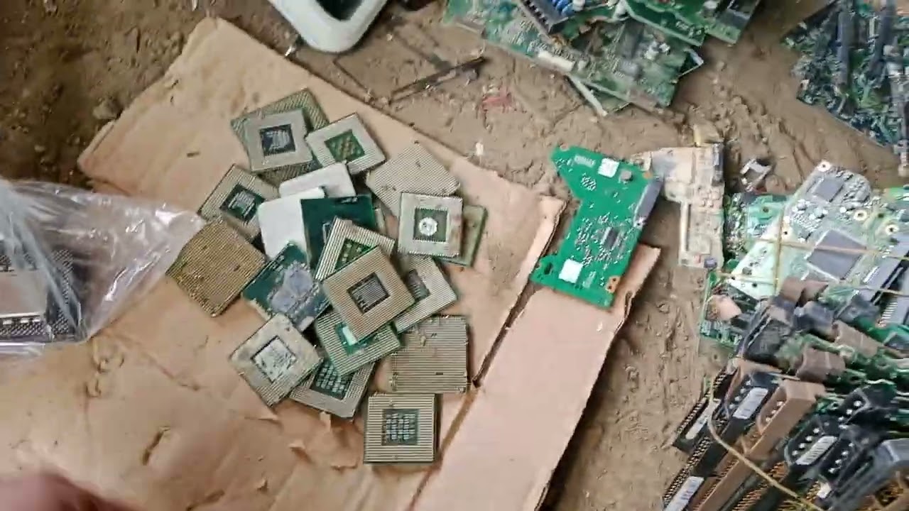 Unboxing kiriman paket rongsokan dari viewers jambi