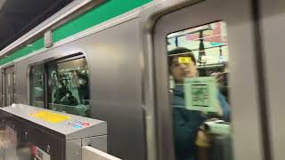 (新横浜駅に珍客)JR東日本埼京線E233系ハエ136編成⇔SO 52新横浜駅到着！