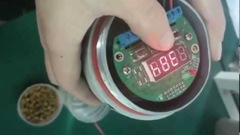 Smart Vibrating tuning fork level switch for solid and liquid