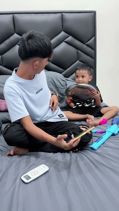 Lempar batu sembunyi tangan #fyp #shorts