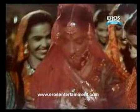 pi-ke-ghar-aaj-pyari-dulhaniya-chali-(video-song)-|-mother-india-|-nargis-&-sunil-dutt