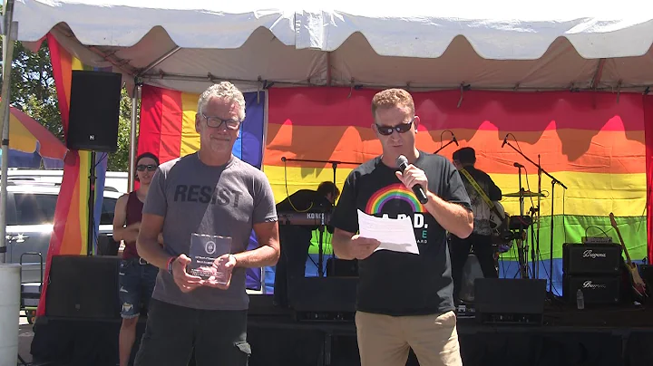 HARD Board President Rick Hatcher Presents Award a...