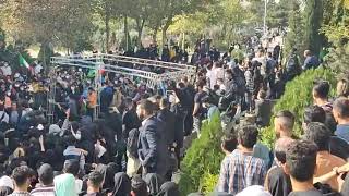 تهران -  دانشگاه تهران آزاد واحد شمال   حمله بسیجیهای خامنه‌ای به دانشجویان   ۸آبان