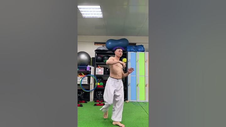 低掃變成問號踢，巴西踢，變線踢