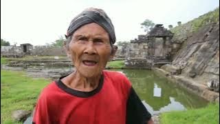 Wong jowo ilang jawane ( Orang Jawa hilang sifat jawanya)