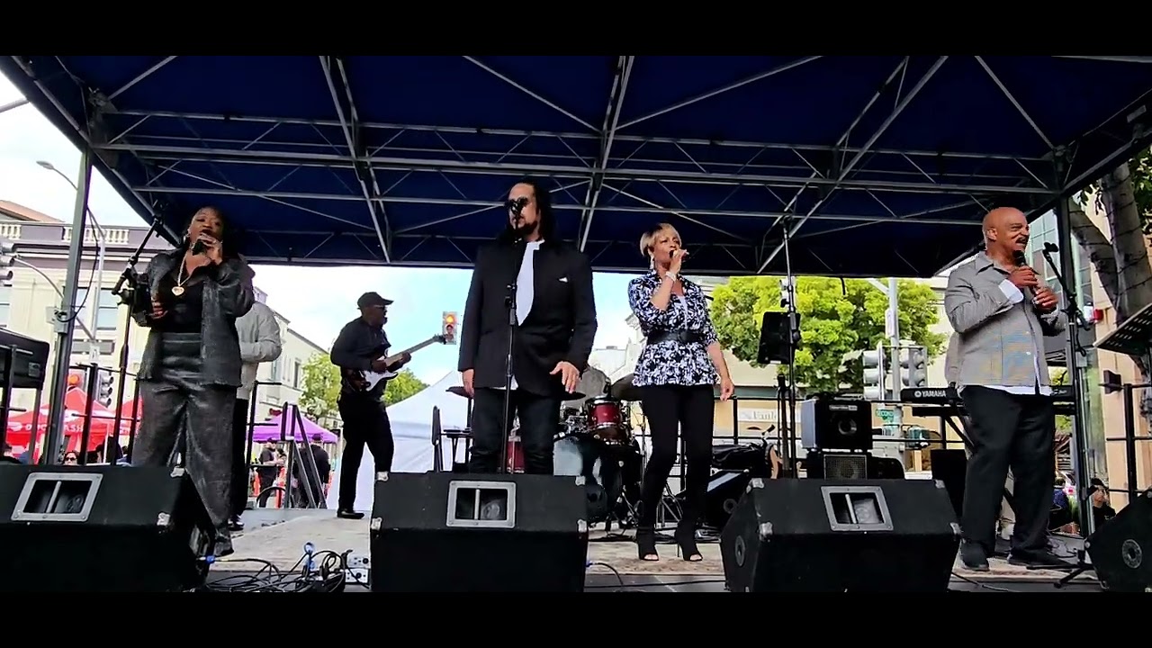 Dancing In The Street covered by Pure Ecstasy San Mateo Fall Fest 9