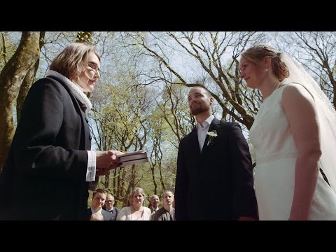 Video: Skal Jeg Fejre Et Bryllup, Eller Er Det Bedre Bare At Underskrive