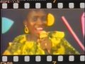 Capture de la vidéo Happy Birthday | Evi Edna Ogholi | Official Video