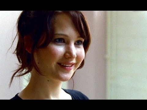 'SILVER LININGS PLAYBOOK'- A 'MOVIE TALK' Review - YouTube