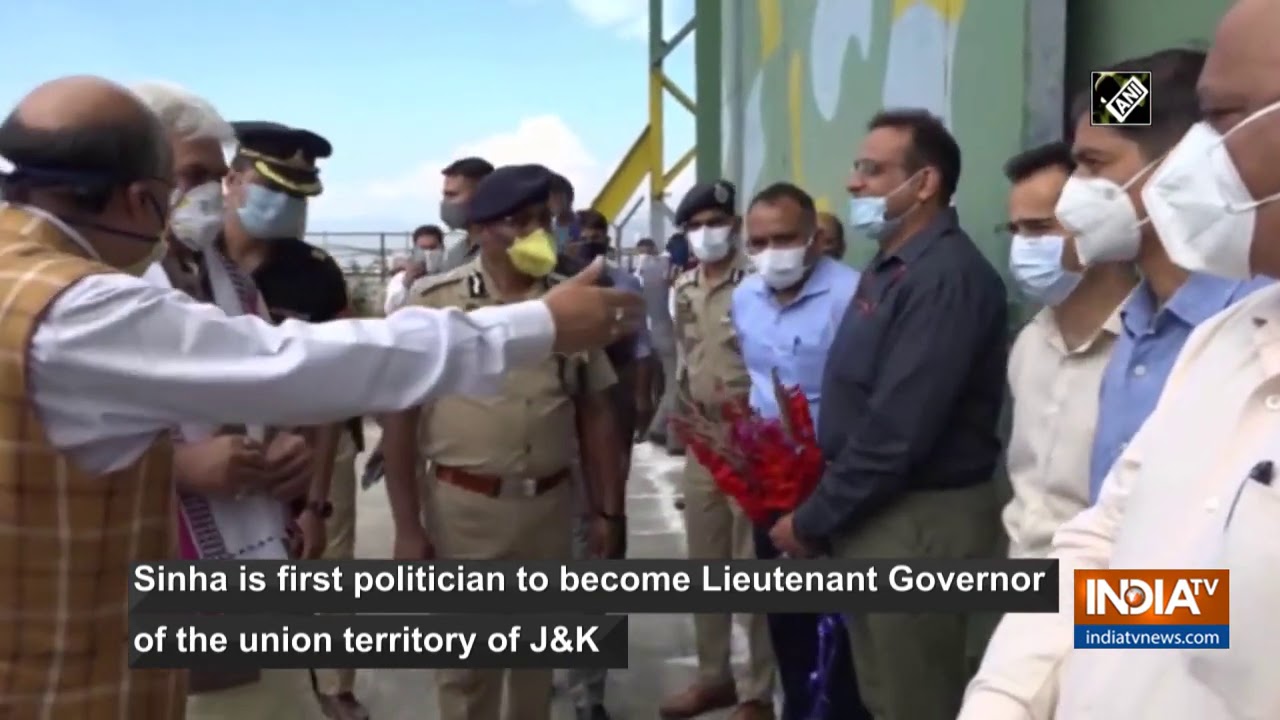 Manoj Sinha arrives in Srinagar to take charge as Lt Governor of J&K
