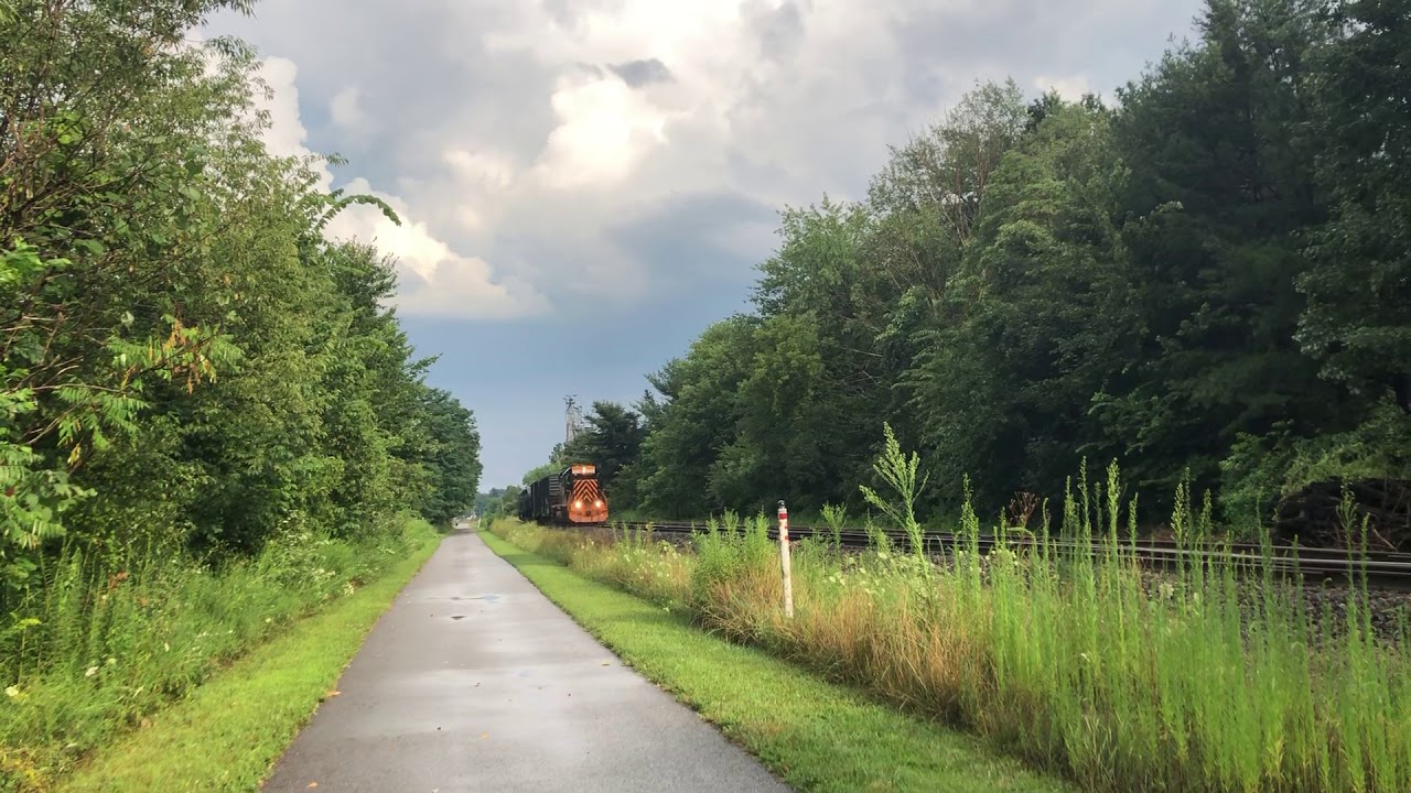 Chasing Wheeling & Lake Erie 7010 Part 5- Push Me Pull You Formation with 6981
