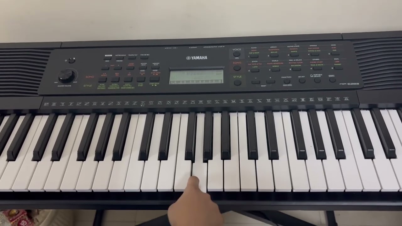 How to play piano PSR-E283
