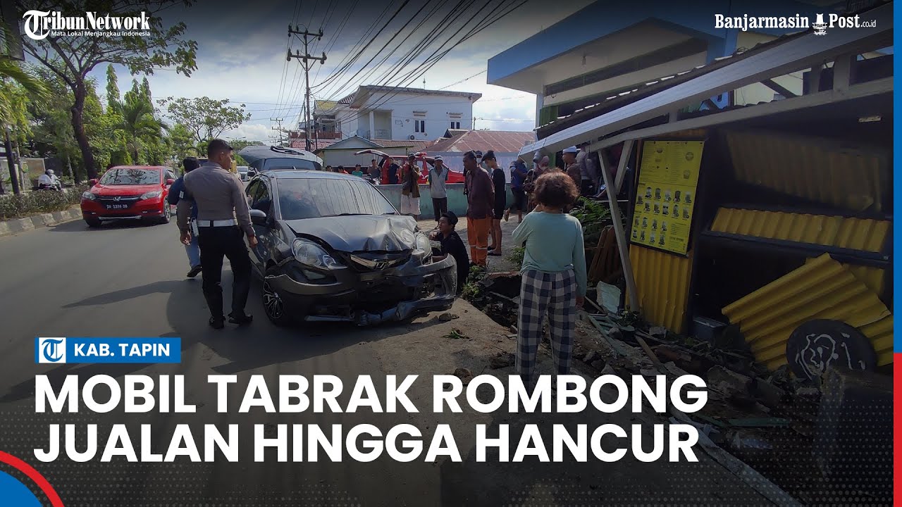 Mobil Tabrak Rombong Jualan Hingga Hancur, Proses Evakuasi Dilakukan ...