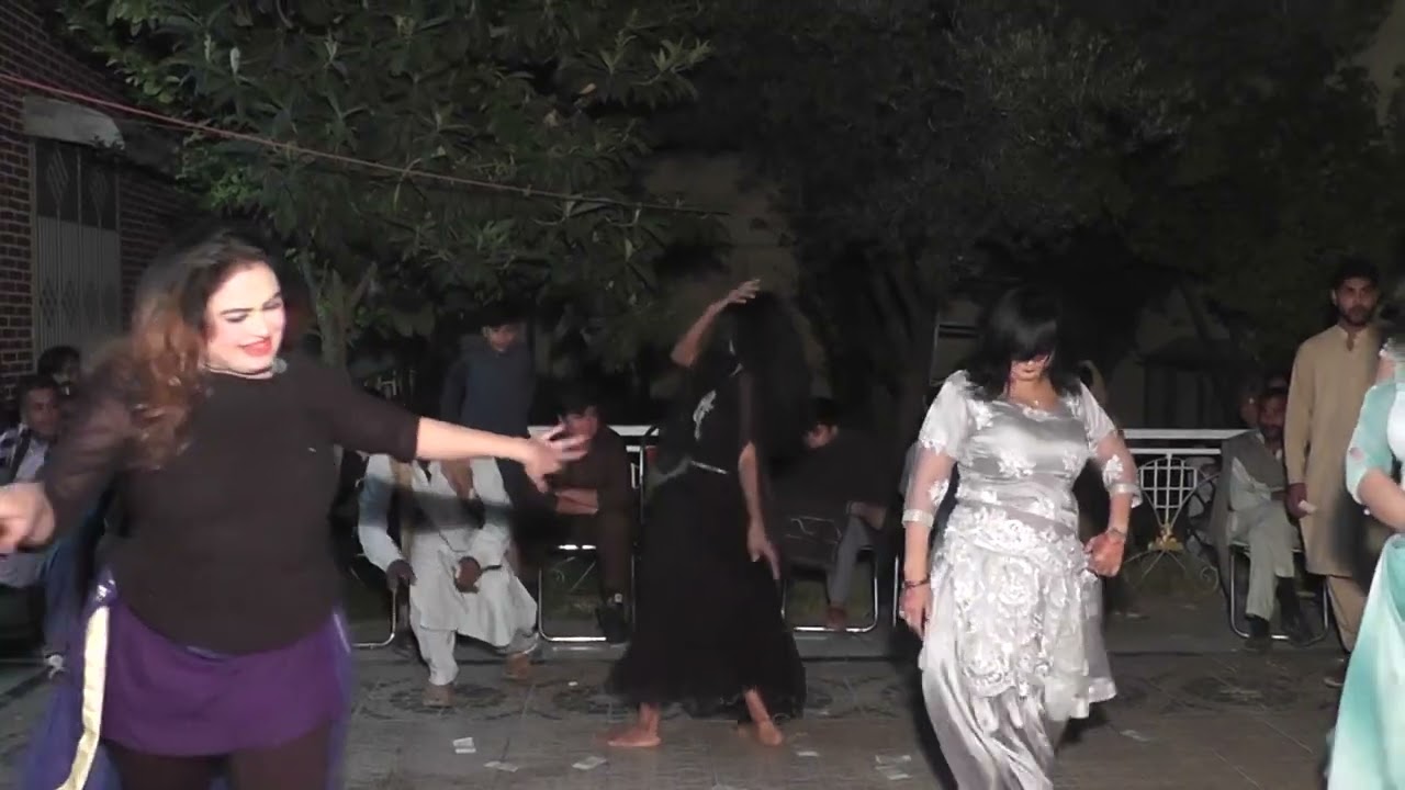 Pekhawer damo tamasha