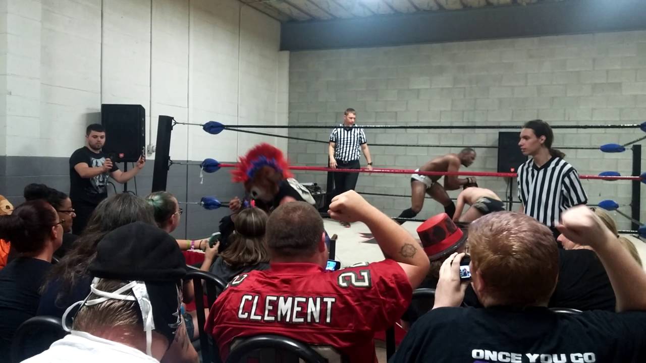 BCW Dojo 4 way match for the Super X Title