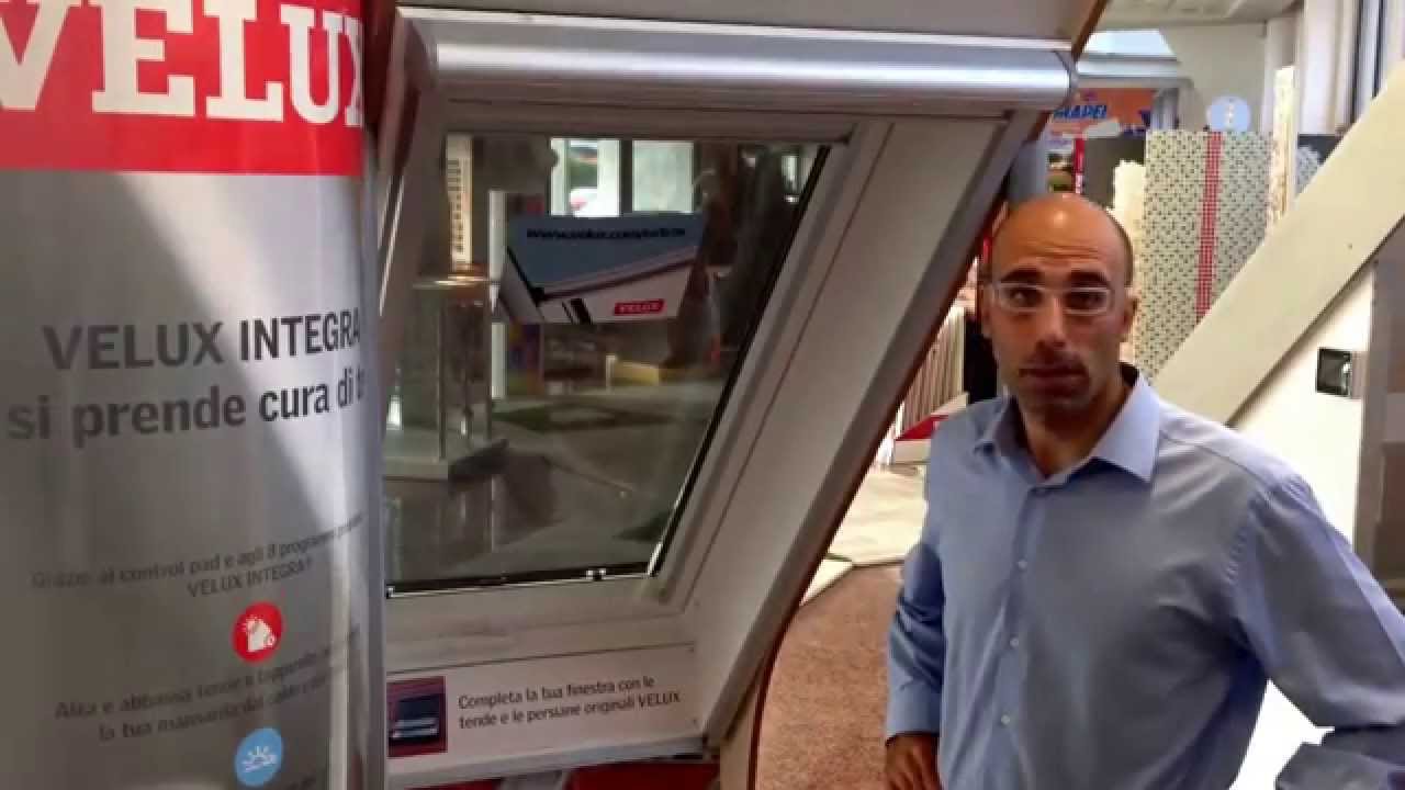Lesposizione velux presso la fratelli mara srl a busto arsizio in ... Mara materiali edili busto arsizio