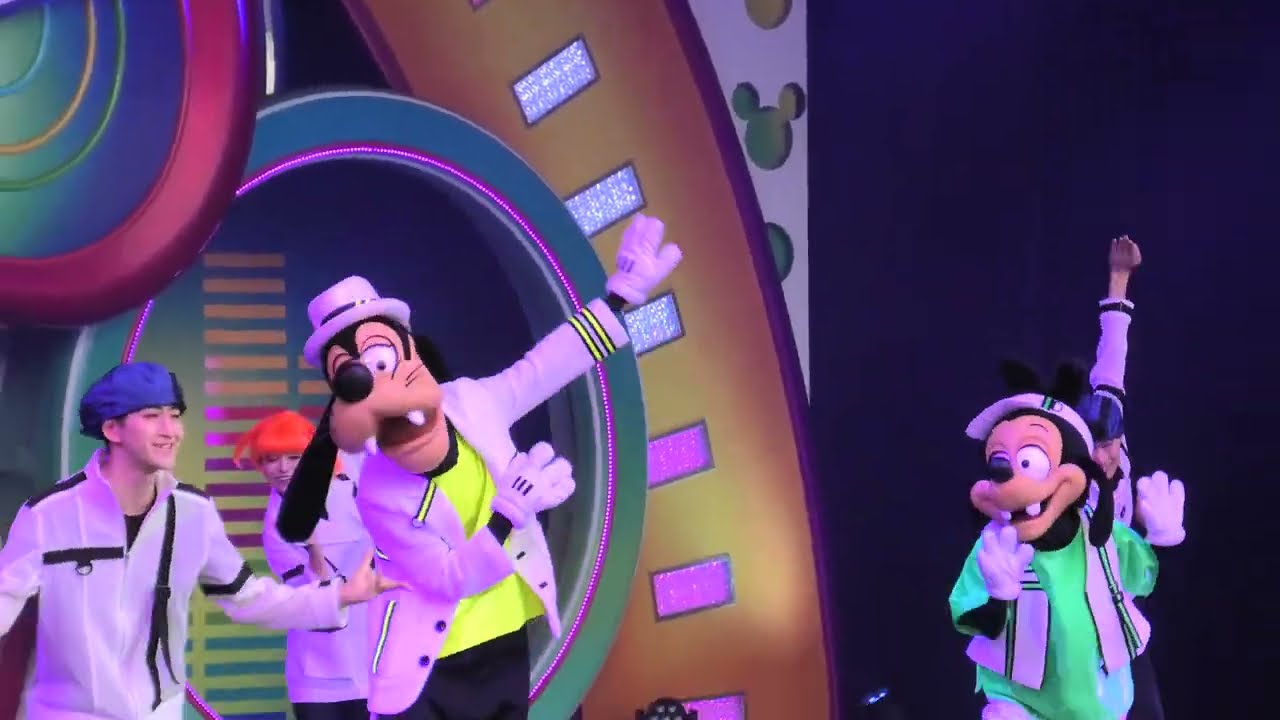 【クラブマウスビート】2025.07.04 初回 東京ディズニーランド CLUB MOUSE BEATの記録 エントリー当選席 B-10-03より4Kビデオカメラ撮影