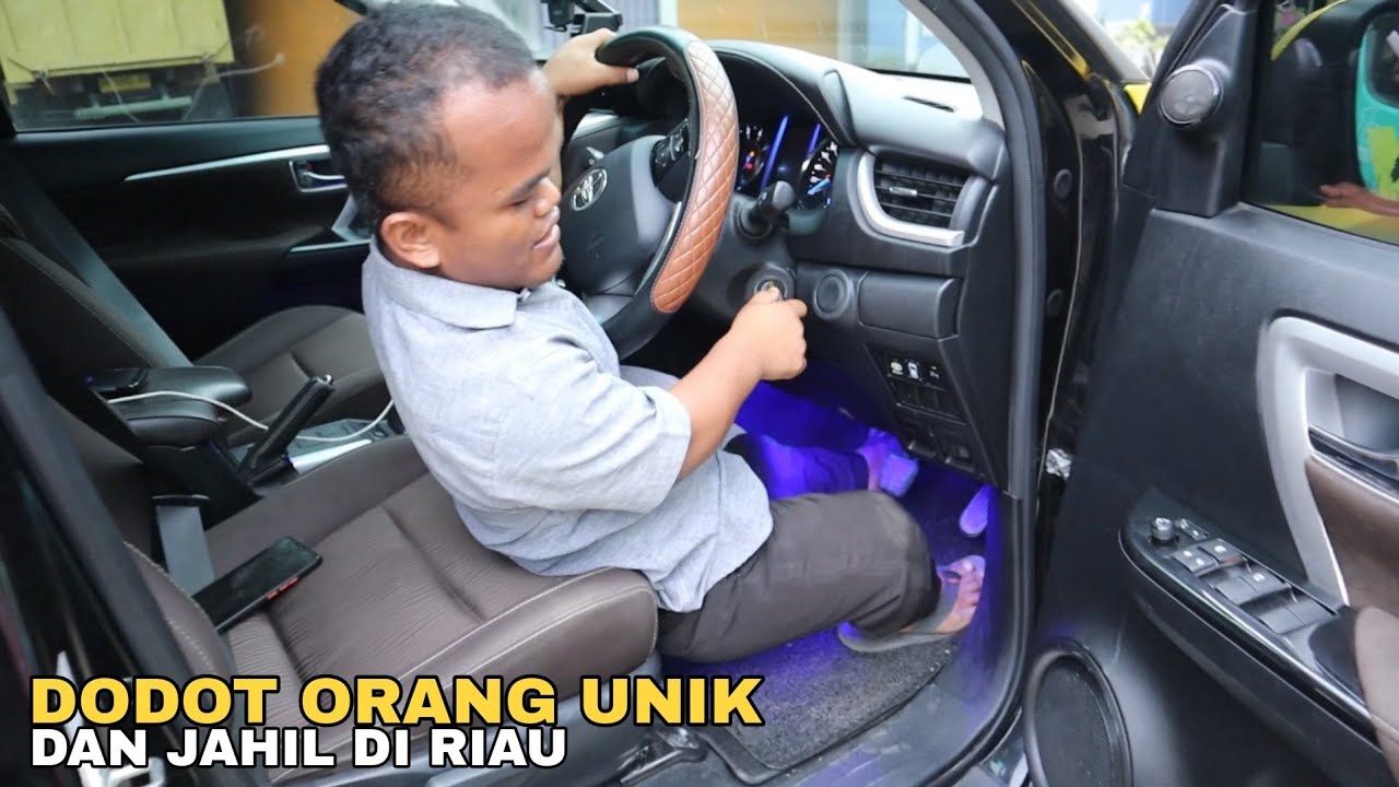Cerita Perjalanan Hidup Dodot Orang Terunik Di Riau!
