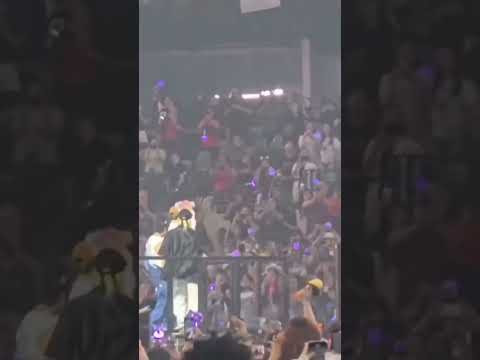 They Throw A Stuffed Animal And Hyunjin Throws It Back Felix Straykids Felix Stay Kpop