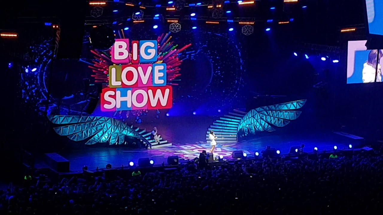 Шоу лов. Биг лав. Big Love show. Big Love show на ТВ. Лог big Love show.