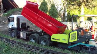 Road construction Asphalt paver machine RC 1:15 Scale First attempt