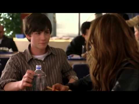 Meet Bill - scenes Logan Lerman , Jessica Alba