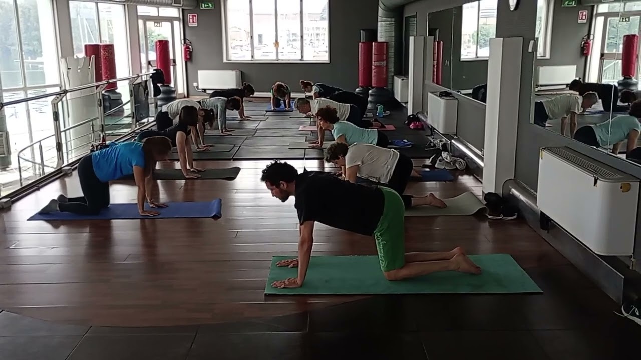 Yoga Flex... Palestra lake fitness Lovere by Simon e Anna