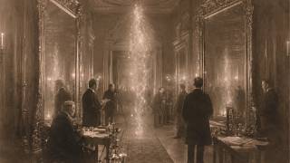 Every Old World Estate Had Twin Mirrors Facing Each Other — What Stood Between Them at Night