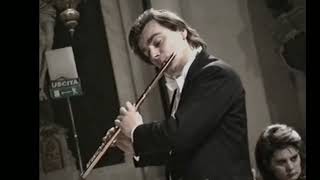 Andrea Griminelli plays Vivaldi's Flute Concerto in F Major, Op. 10 No. 5, RV 434- II° mvt.