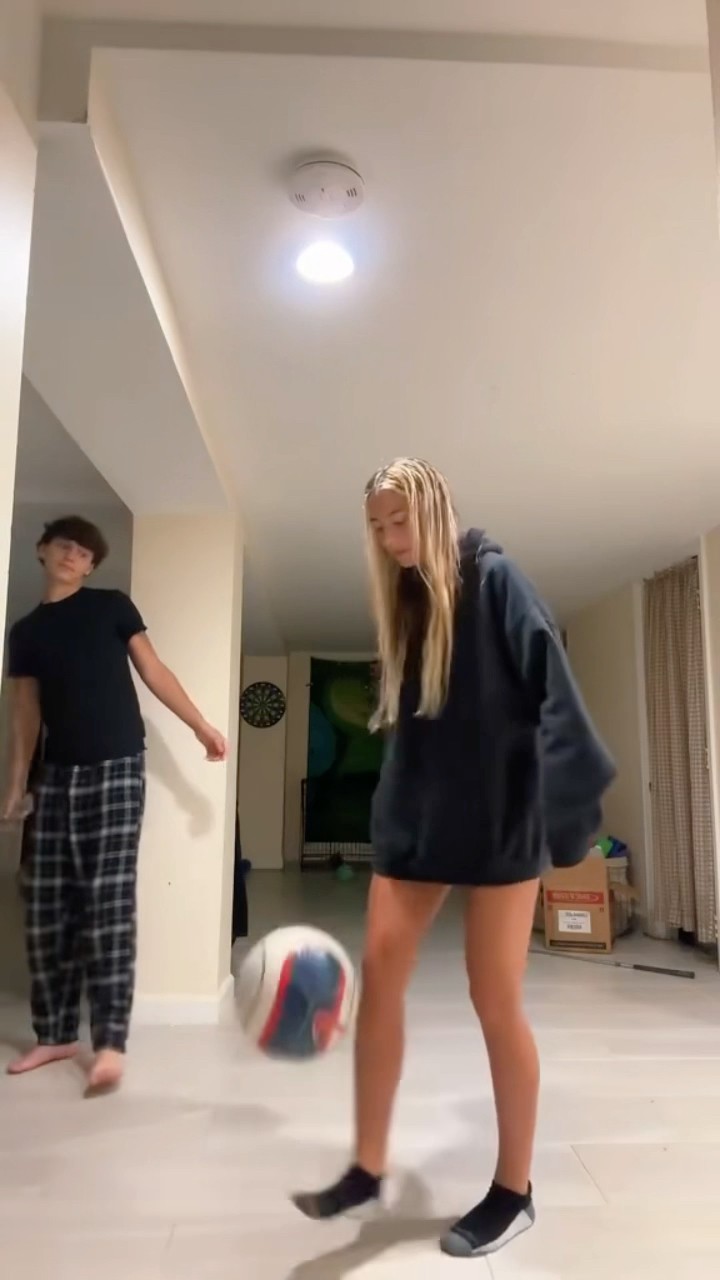 #JasonDeruloTV // Soccer Tricks #GotPermissionToPost From IG @ava.nucci #FromTheIslands