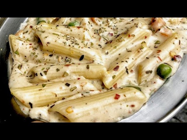 Pasta In White Sauce Recipe | Pasta In Cheese Sauce | Indian Style white sauce pasta Recipe | bharatzkitchen