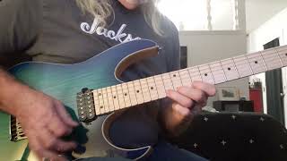 Secrets to shred guitar #1. Simple 3 note pattern that all shredders use!