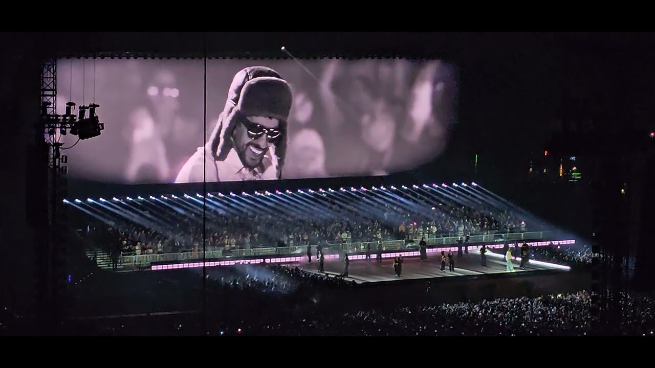 Bad Bunny - Ojitos Lindos🩷 DeBÍ TiRAR MáS FOToS World Tour Ciudad De México 16/12/25