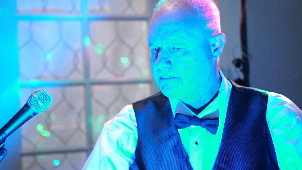 DJ Jerry Wray Brings the Party!