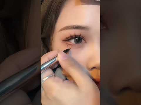 금손이 알려주는 눈이 10배 이뻐보이는 아이메이크업#makeup #eyemakeup #shorts #beauty