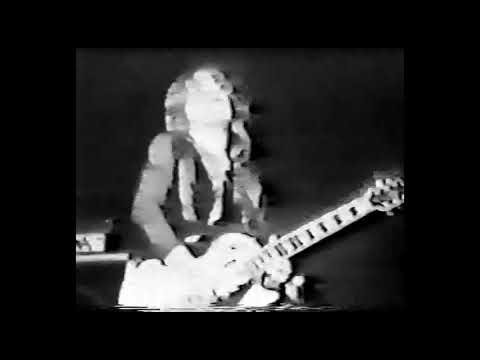 ozzy osbourne you lookin at me looking at you ozzy osbourne you lookin at me looking at you