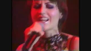 The Cranberries - Live in Istanbul - Turkey. 5 Nov 2002.  HD